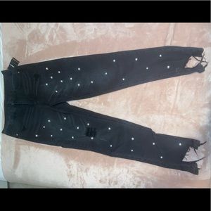Skinny jeans with pearls s design